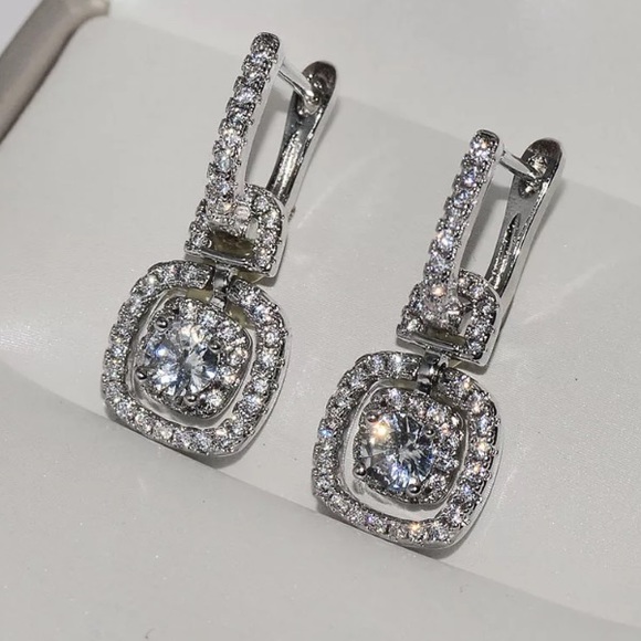 NEW 18k Round Diamond Halo Huggie Hoop Earrings - Picture 2 of 4